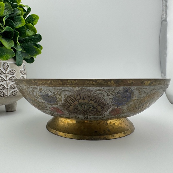 VTG Enesco Solid Brass Unicorn Footed Bowl 7.25” Wide  2 in high 1960’s - Picture 3 of 6